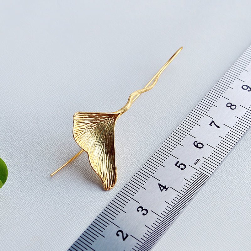 Dancing Ginkgo - Drop Earrings