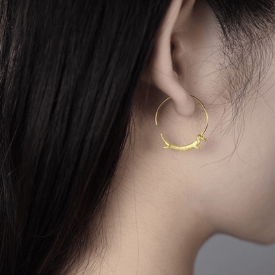 Tiny Runner – Dachshund Hoop Earrings