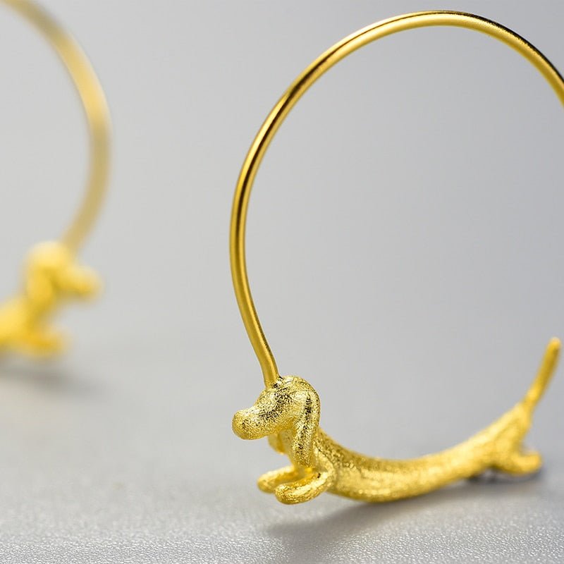 Tiny Runner – Dachshund Hoop Earrings