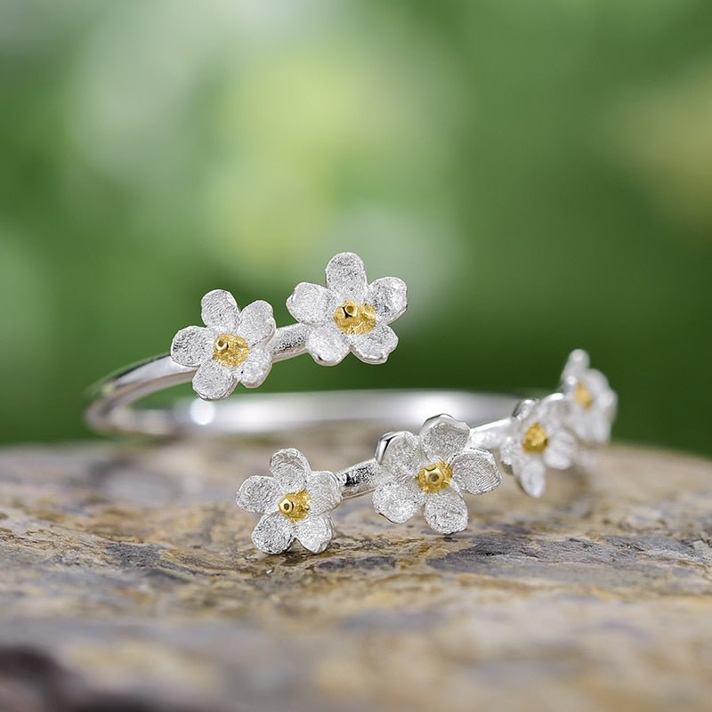 Petite Forget-Me-Not - Adjustable Ring