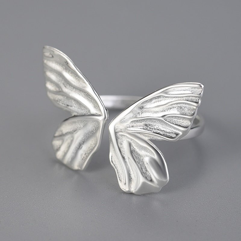 Graceful Wings - Adjustable Ring