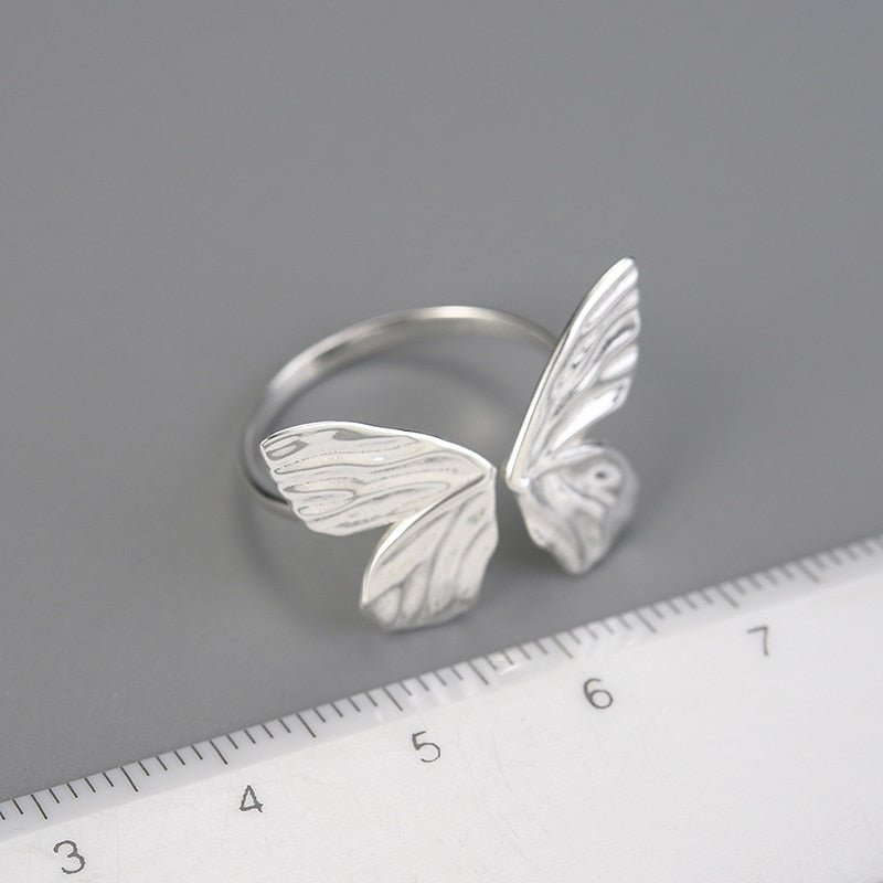 Graceful Wings - Adjustable Ring